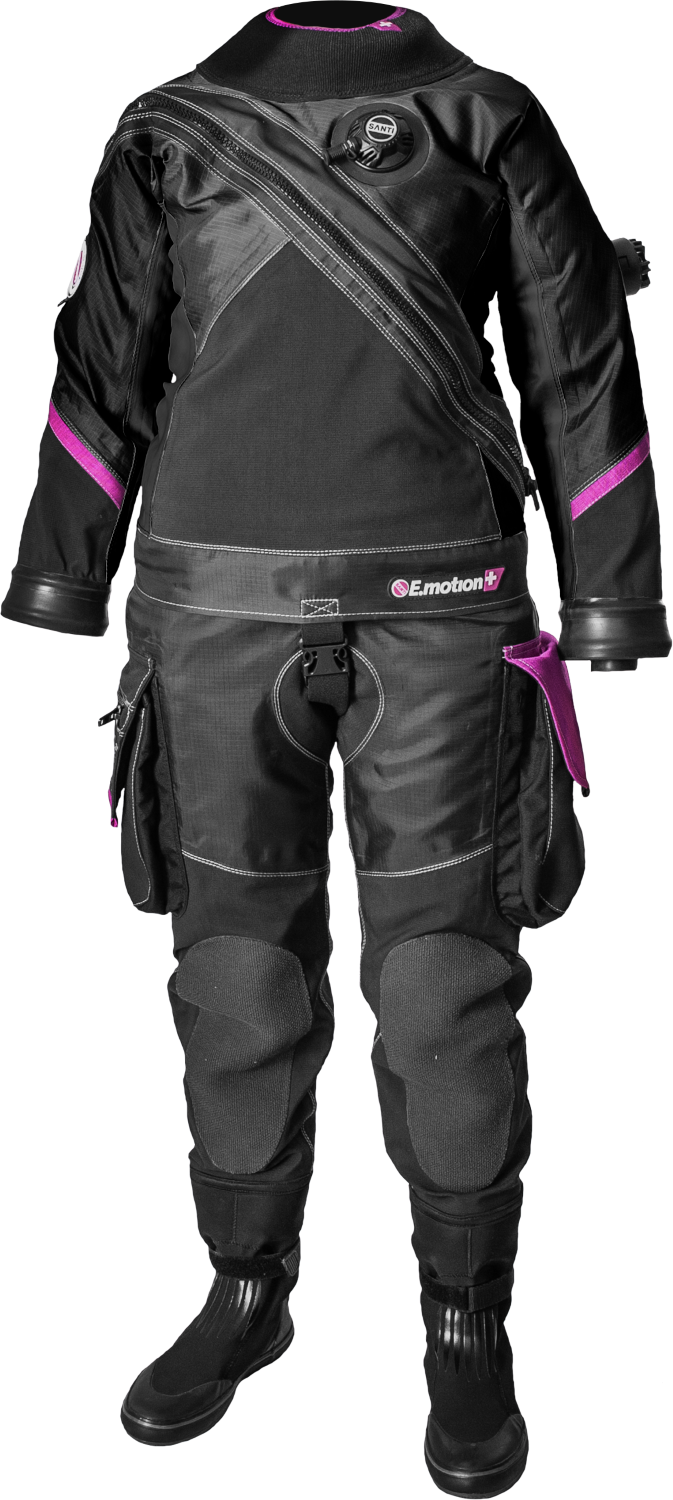 Detail stehenných cargo vreciek s oddelenými sekciami pre wetnotes a integrovanými bungee slučkami pre bezpečné uchytenie záložného vybavenia.