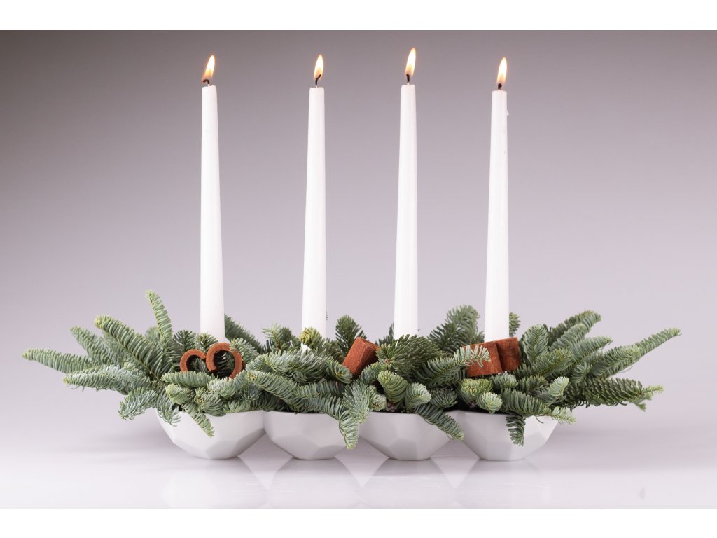 ADVENTNÍ MISKA, SVÍCEN, porcelánová miska, čtyřmiska, miska porcelán, miska z porcelánu, porcelánové misky, adventní miska, advent, miska na dobroty, miska na oříšky, svatební miska, velikonoční miska, dekorační miska, doplňky do interiéru, dekorace do bytu, bytové doplňky, designové doplňky, bytové doplňky eshop, moderní doplňky do bytu, luxusní bytové doplňky, dekorace do obýváku, český porcelán, porcelán, luckavo, Lucie Tomis