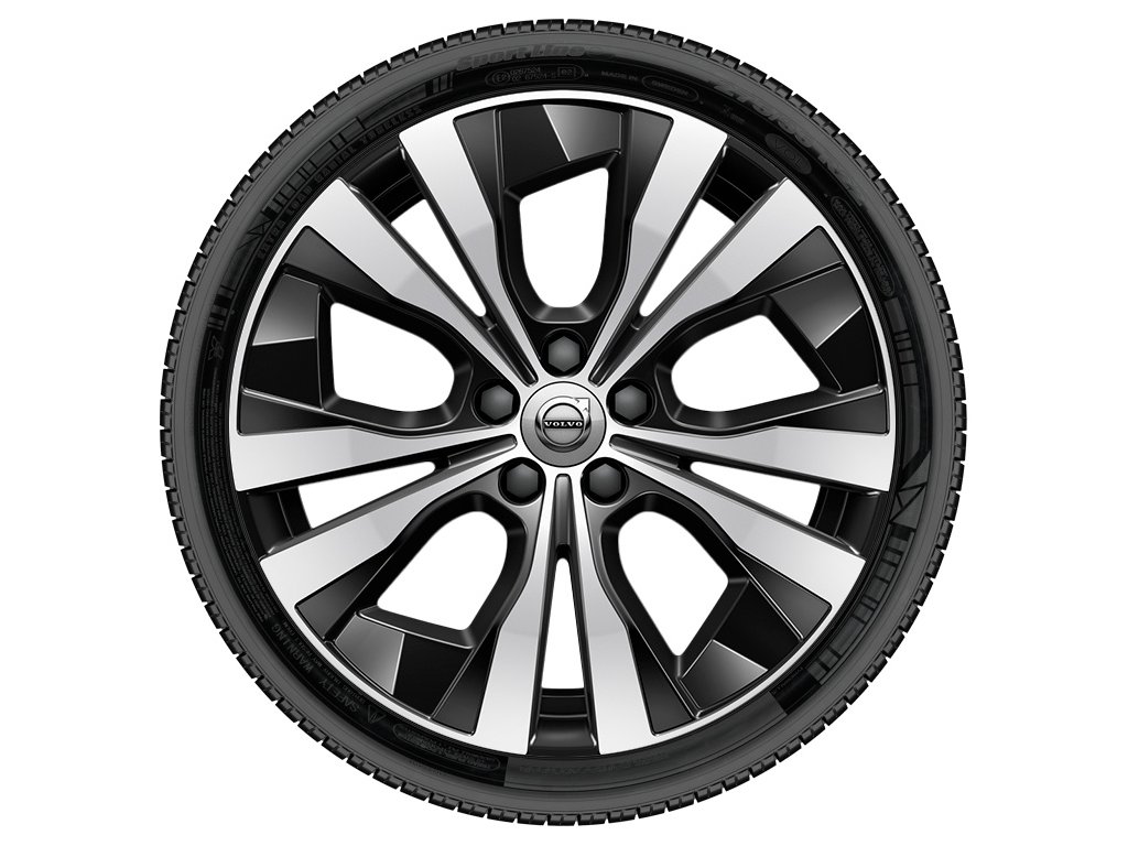 Volvo zimní kola 18", 5-ti paprskový design diamantový brus/černá (32281785)  Pirelli