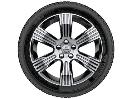 Volvo zimní kola 18", disky v černém 6paprskovém provedení s výbrusy Diamond Cut (32281071)  Continental