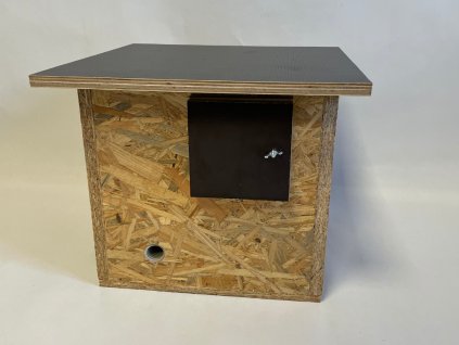 Čmelín – domov pro čmeláky