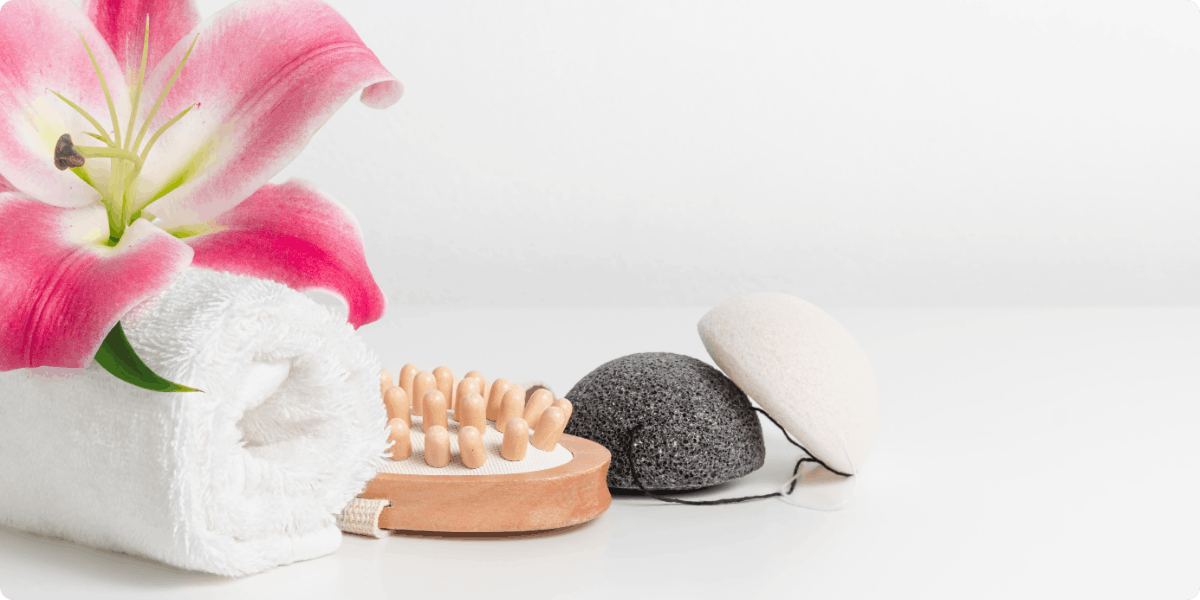 konjakova-houbicka-natural-bambusove-uhli-mamechut