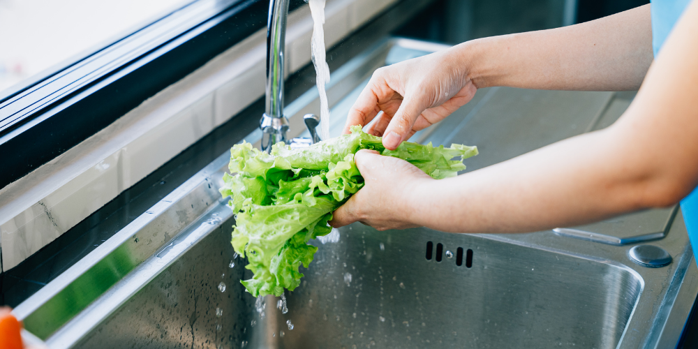 Prečo a ako správne umývať ovocie a zeleninu: Kompletný sprievodca