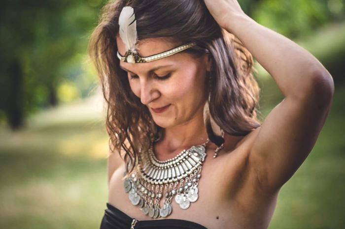 Divoká femme fatale a tajemný alfa samec: Proč nás přitahují a jak v sobě objevit jejich sílu?