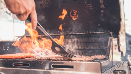 Jak na správnou letní grilovačku?