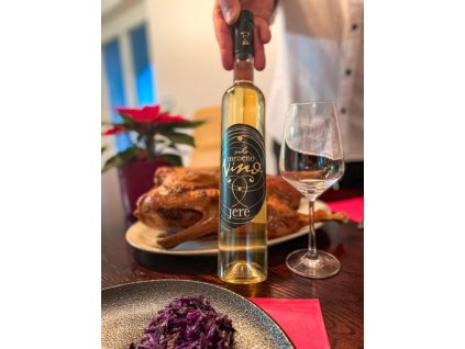 Čebelarstvo Jere - Honey wine - dry - 0.5 l 12.2%, glass