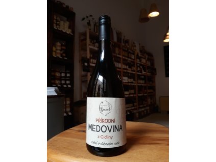 Špaček Beekeeping - Natural mead from Cidlina (maturing in oak barrels) - 0.75 l glass