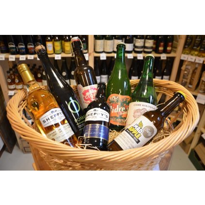 Celoroční novinkové předplatné: 4x ročně 1 karton ciderů