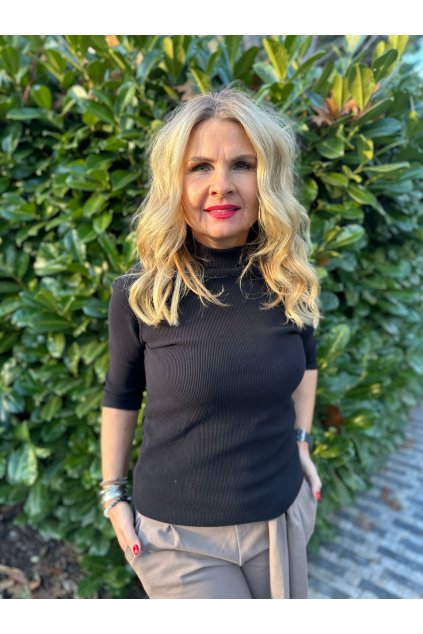 0d7f3409 d178 4706 afff 5812e02de383