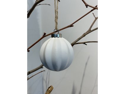 Vánoční ozdoba - koule bílá porcelánová vzor proužky