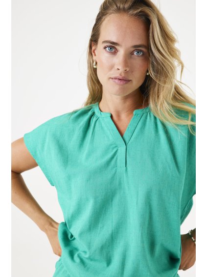 f50031 636 onmodel front 2000 78c6bfbc