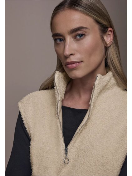 A3244021718536 4063047951793 2 m