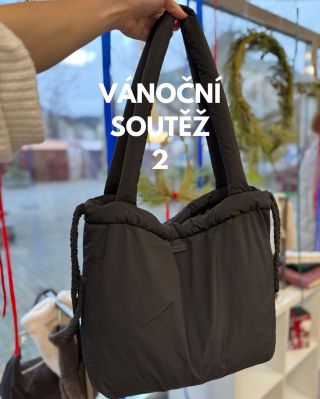 🎁 VÁNOČNÍ SOUTĚŽ 2🎁 Hraje se o stylovou tašku Yerse! ❤️🎄 ✨ Jak soutěžit? 1️⃣ Sleduj náš profil 2️⃣ Označ dvě kámošky,...