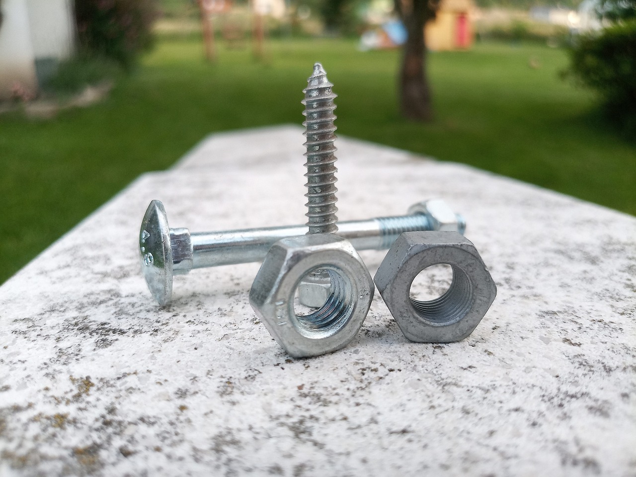 Zemní vruty: Inovativní řešení pro pevné základy