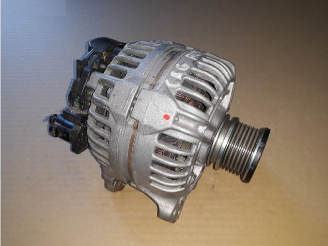 Alternátor AUDI A4 A5 Q3 2.0 TDI 03G903016E