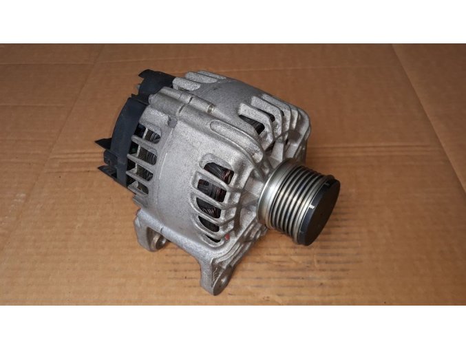 Alternátor Clio Captur Logan 1.5 dCi TG12C124