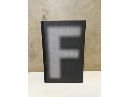 Fotografie v čase. Antologie textů o fotografii, 1968–2021