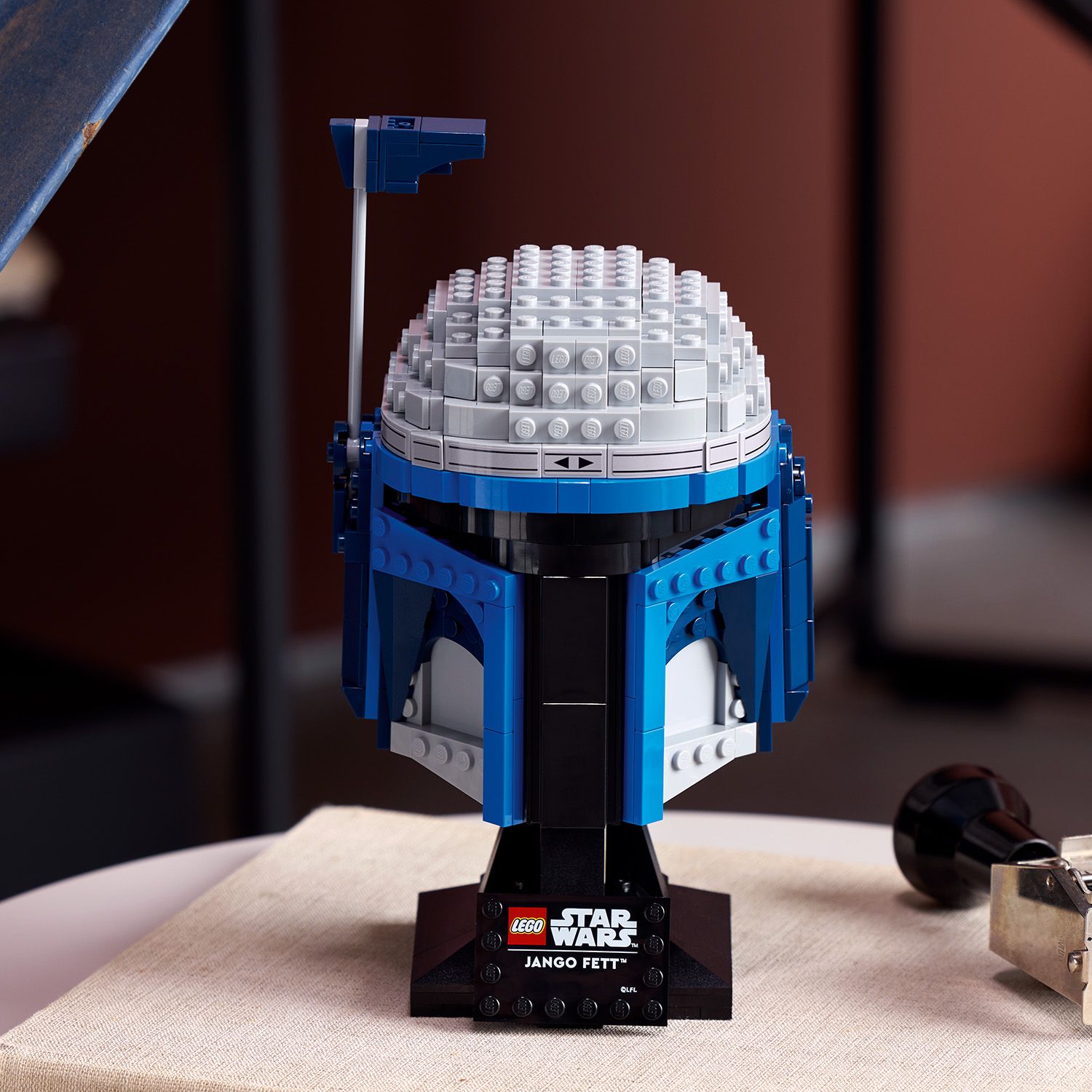75408_Feature2