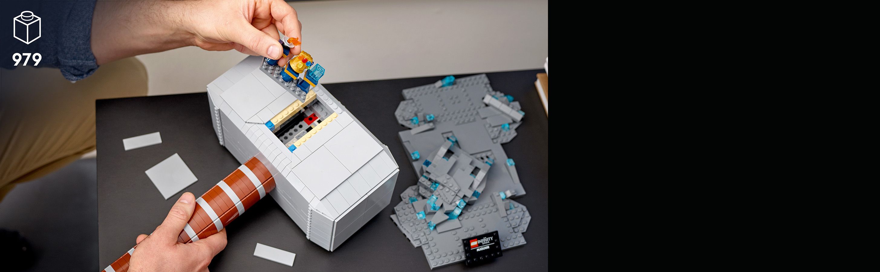 76209_IntheBox
