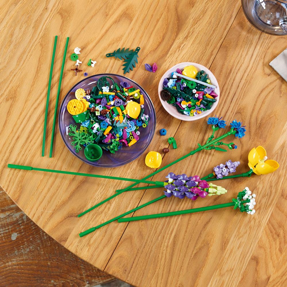 LEGO LEGO® Botanicals 10313 Kytice lučního kvítí (obrázek 4)