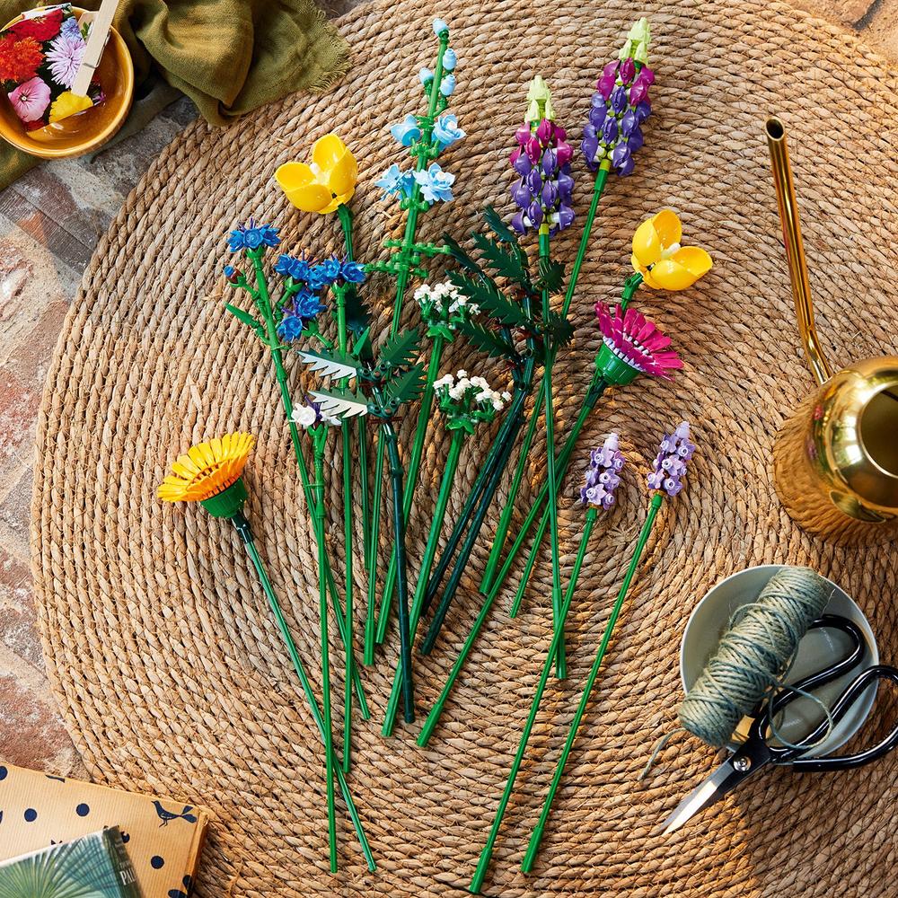 LEGO LEGO® Botanicals 10313 Kytice lučního kvítí (obrázek 7)