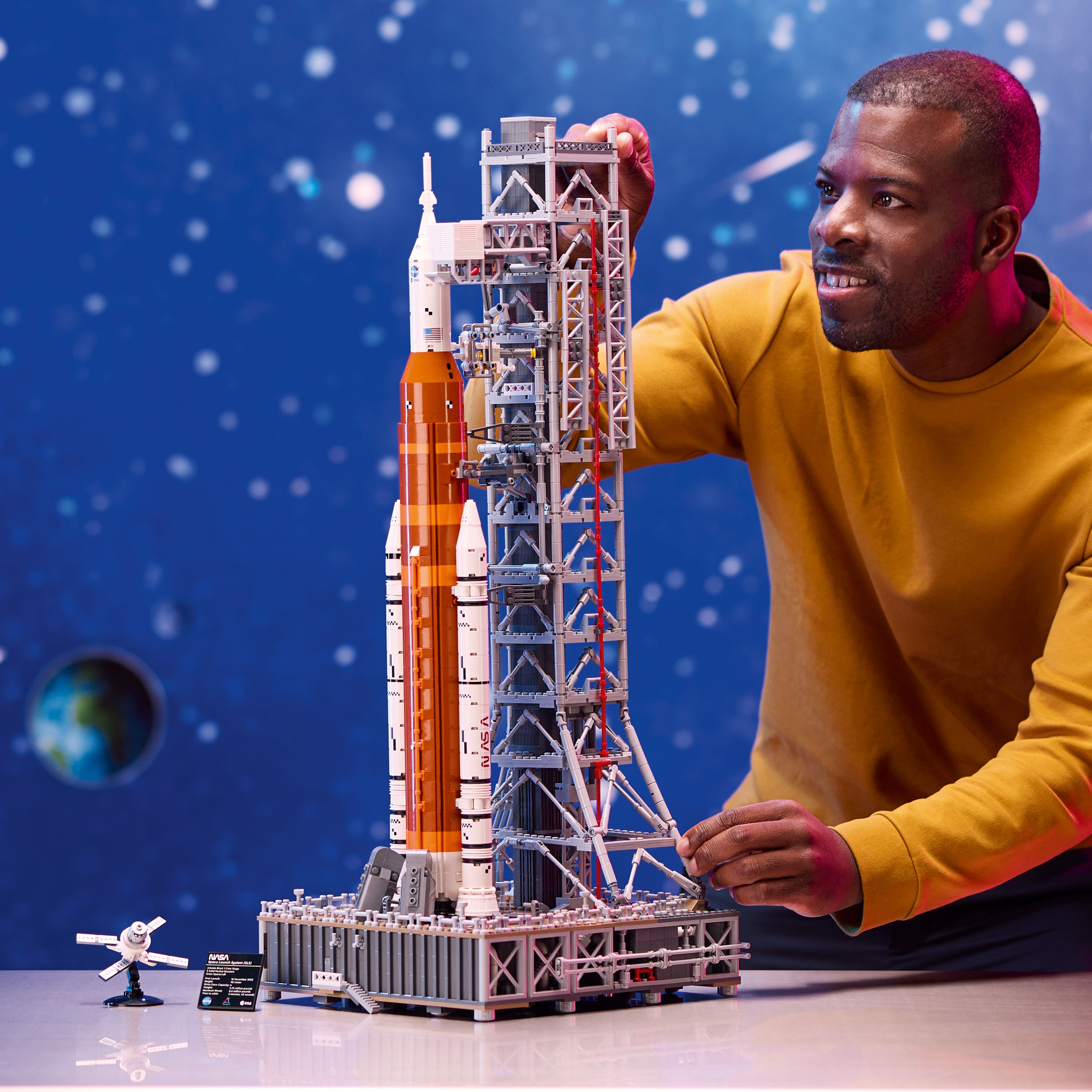 LEGO LEGO® Icons 10341 NASA Artemis Space Launch System (obrázek 9)