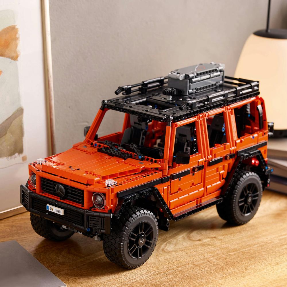 LEGO LEGO® Technic 42177 Mercedes-Benz G 500 PROFESSIONAL Line (obrázek 5)