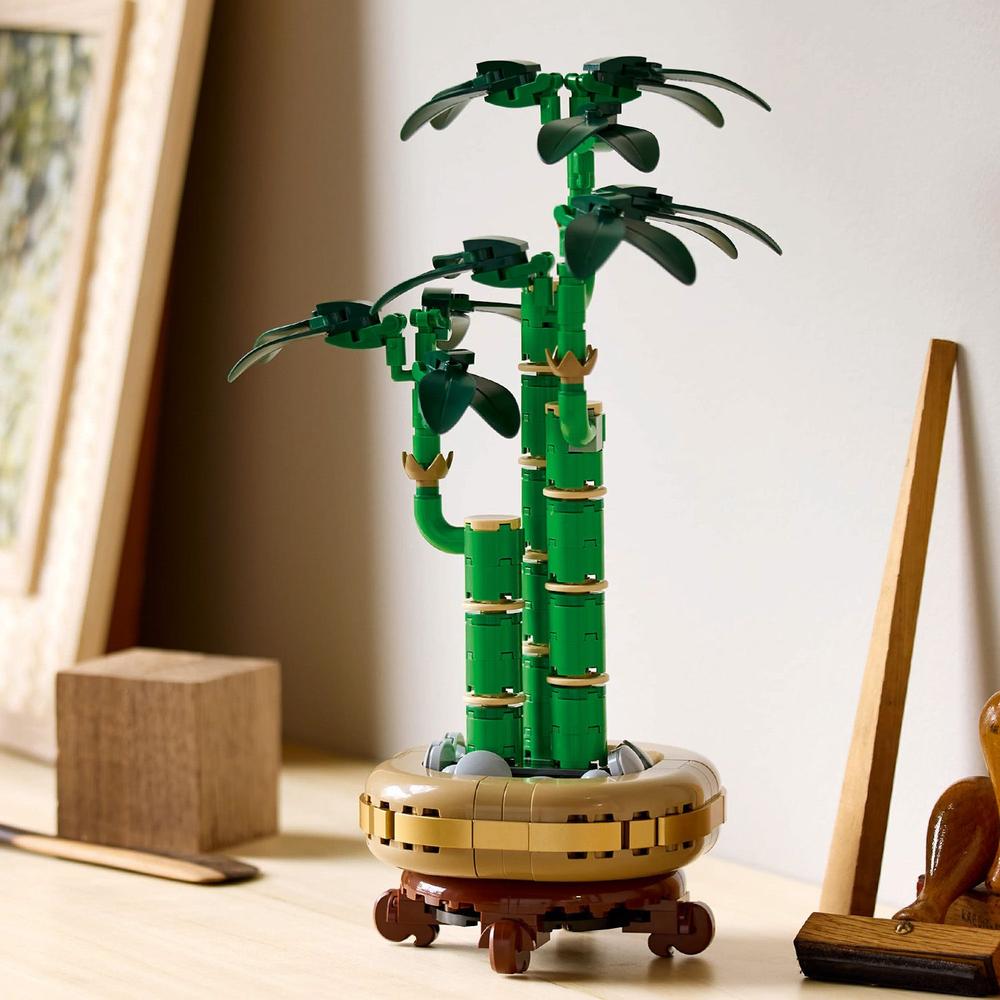 LEGO LEGO® Botanicals 10344 Bambus štěstí (obrázek 8)
