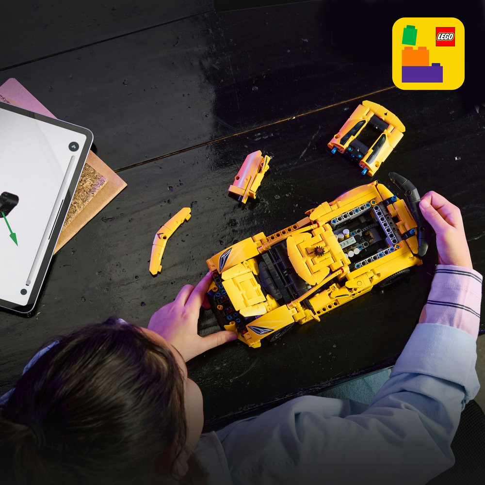 LEGO LEGO® Technic 42205 Chevrolet Corvette Stingray (obrázek 8)