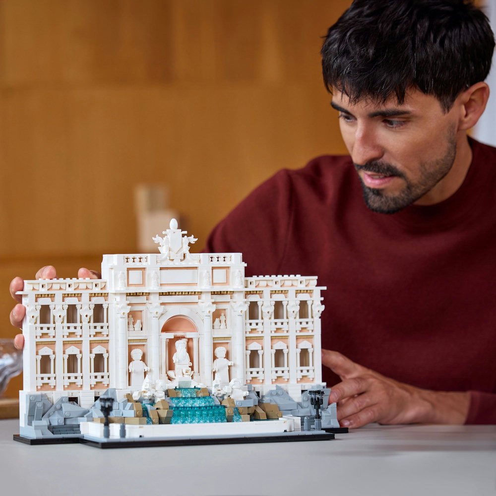 LEGO LEGO® Architecture 21062 Fontána di Trevi (obrázek 8)
