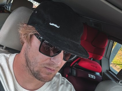 8DF94321 FB45 430D 9D6A 1DF0423A6AC5