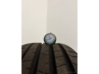 255/40 R21 Pirelli P Zero 2025 letní