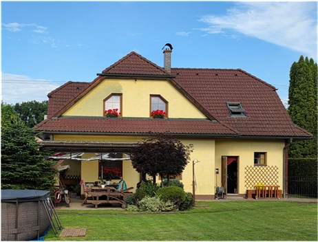 Rodinný dům po 9. letech po aplikaci ochranného nátěru
