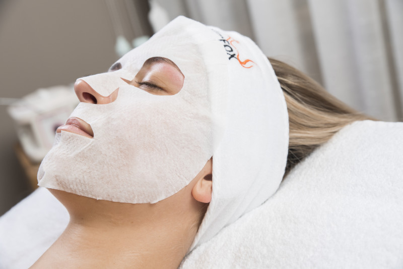 Aplikace nanoBeauty masky v kosmetickém salonu