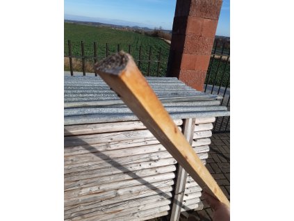 Kůl opěrný půlený 6cmx2m-SMRK