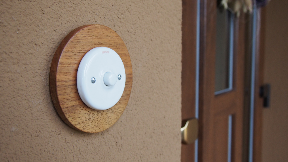 Porcelánové tlačítko Garby Colonial