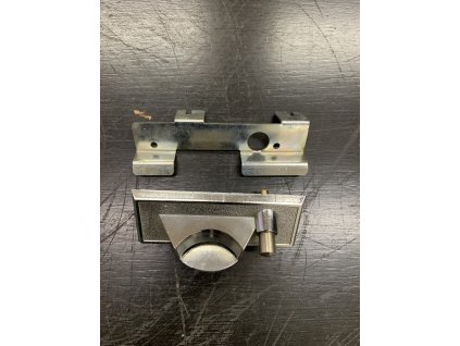 Kovový front plate pro mincovníky - použité