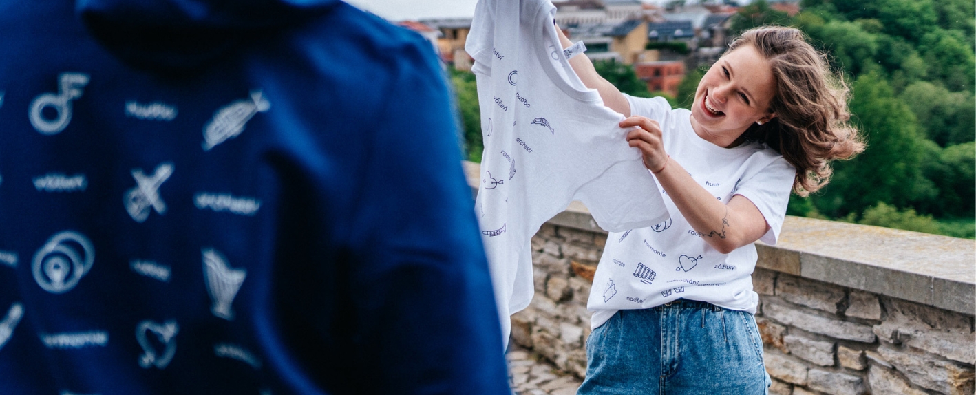 Merch NOFI - mikina a tričko