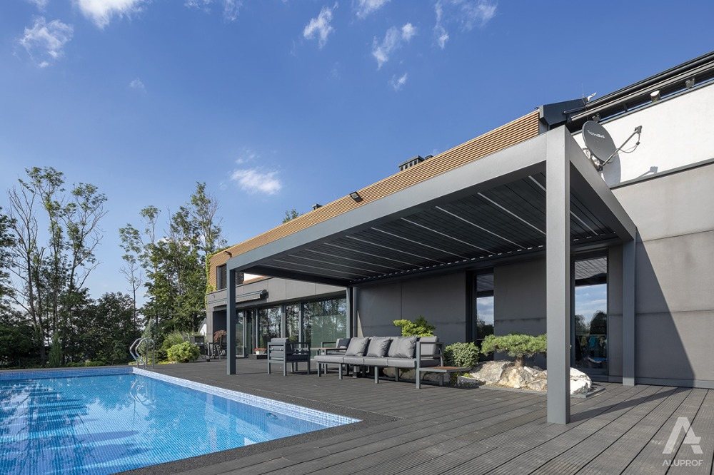 Bioklimatická pergola Milano – realizace NOKOV