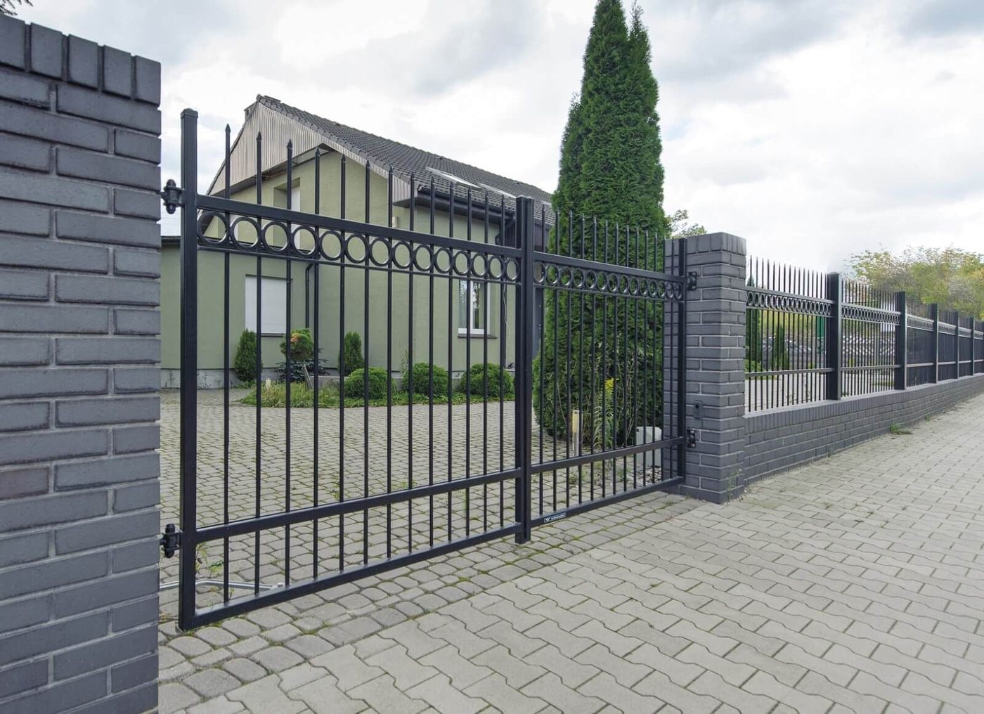Plot STYLE 10-12 – realizace NOKOV