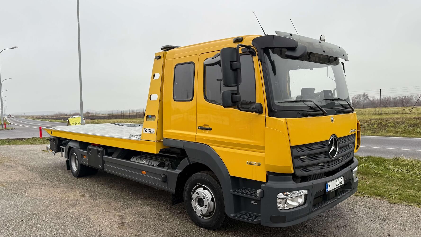 Mașină de remorcare - Mercedes Atego 1223