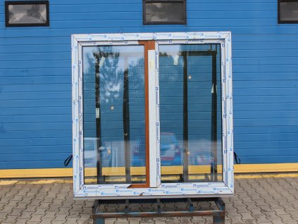 Plastové okno - KNIPPING 76 MD - 1800x1620 mm, OS+O klapačka, zlatý dub/bílá + příslušenství a montážní materiál zdarma