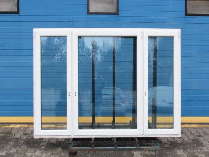 Plastové okno - 2360x1550 mm, OS/O/OS, bílá/bílá  + příslušenství a montážní materiál zdarma