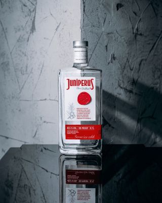 ❄️❄️❄️JUNIPERUS PURE DISTILLED❄️❄️❄️ Ak sa chceš dozvedieť viac o tomto jedinečnom🌟 destiláte👌, čítaj náš blog a sleduj...