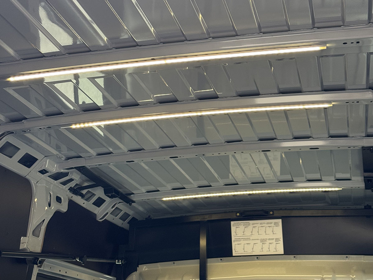 Stropní LED osvětlení