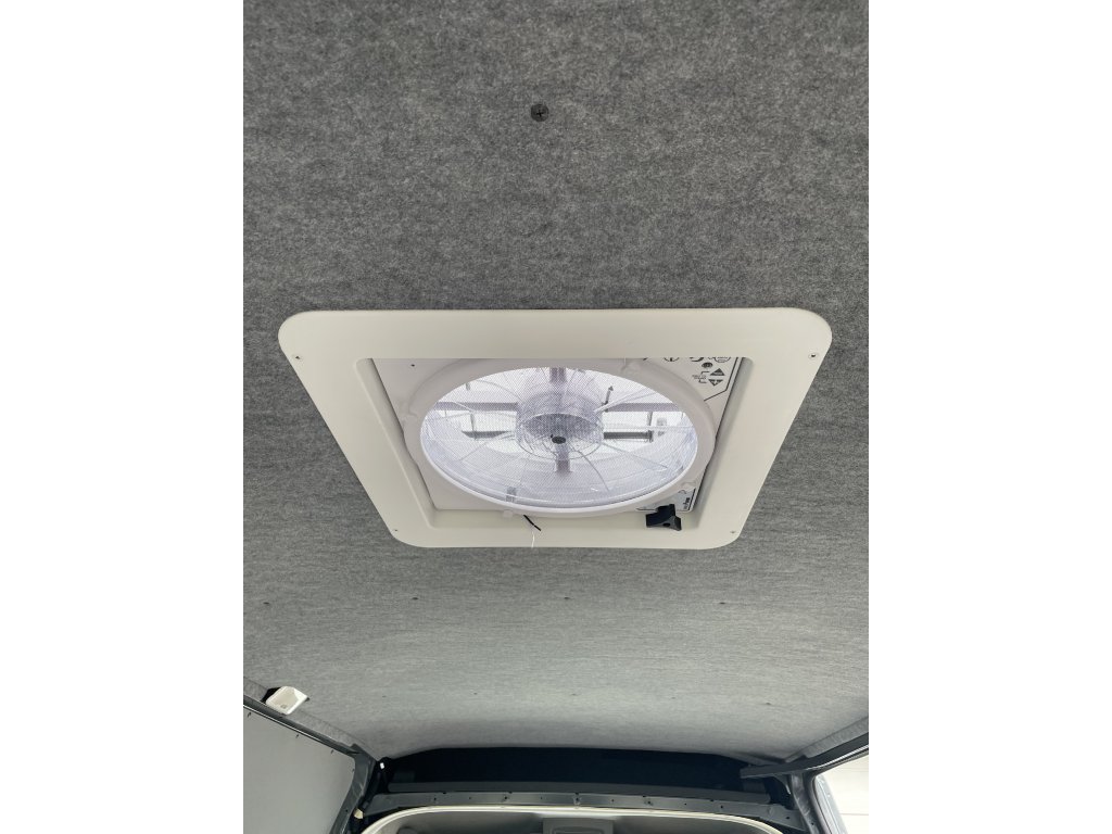 Střešní ventilátor do Opel Movano