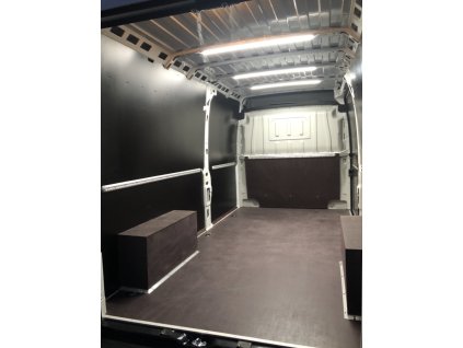 Led osvětleni do nákladového prostoru pro Fiat Ducato