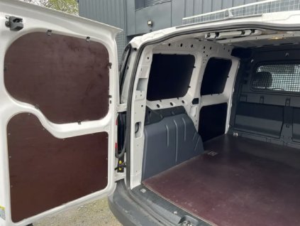 Obložení nákladového prostoru do Ford Transit Connect 2024+