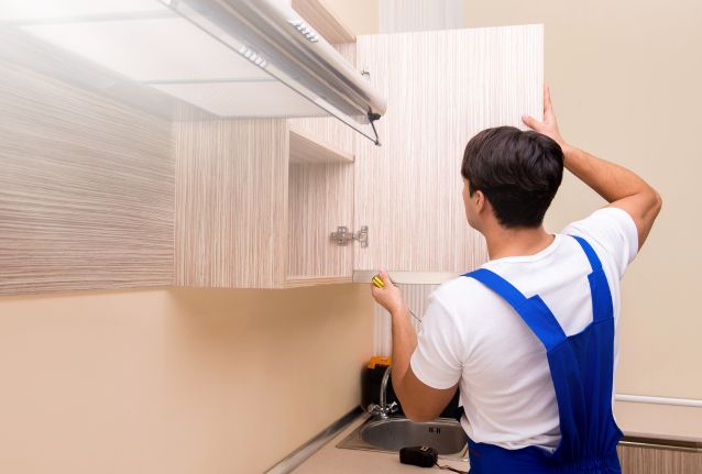 Jarní pracovní oděvy: Výběr pro chladná rána a teplejší dny