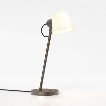 moderní stolní lampička